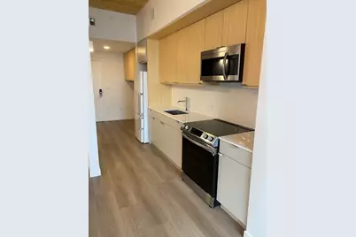 154 Broadway #507, Somerville, MA 02145 - Photo 2