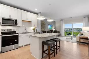 5 Peters Farm Wy, Westborough, MA 01581 - Photo 2
