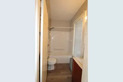 122 Elm St #C, Millbury, MA 01527 - Photo 10