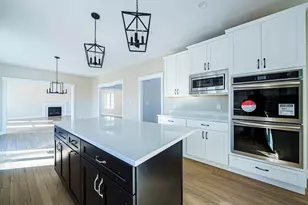 Lot 13 Valerie Run, Northbridge, MA 01534 - Photo 4