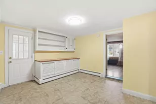 583 Union St, Braintree, MA 02184 - Photo 8