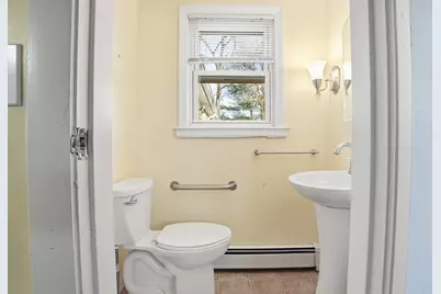 583 Union St, Braintree, MA 02184 - Photo 28