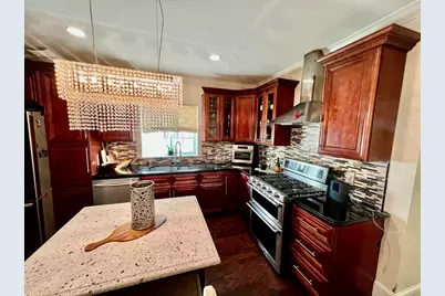 41 Pearl St #2, Everett, MA 02149 - Photo 2