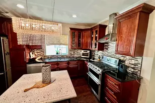 41 Pearl St, Everett, MA 02149 - Photo 2