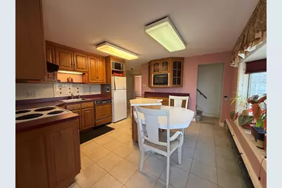 24 Mary Ellen Ln, Southbridge, MA 01550 - Photo 10