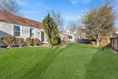 29 Cottage St, Wellesley, MA 02482 - Photo 30