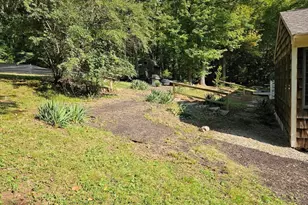 186 Spring St, Hopkinton, MA 01748 - Photo 26