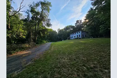 186 Spring St, Hopkinton, MA 01748 - Photo 2