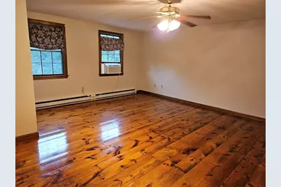 186 Spring St, Hopkinton, MA 01748 - Photo 18