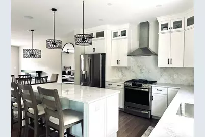 36 Elise Avenue #18, Londonderry, NH 03053 - Photo 4