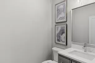 36 Elise Ave, Londonderry, NH 03053 - Photo 26