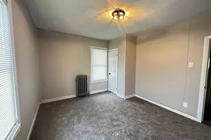 32 Somerset St, Springfield, MA 01108 - Photo 14