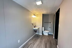 32 Somerset St, Springfield, MA 01108 - Photo 24