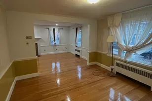 632 W Roxbury Pkwy, Boston, MA 02135 - Photo 6