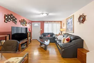 150 Webster Ave, Chelsea, MA 02150 - Photo 2
