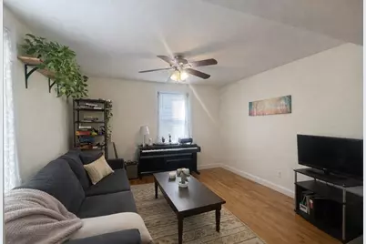 1056 Cambridge St #2R, Cambridge, MA 02139 - Photo 2