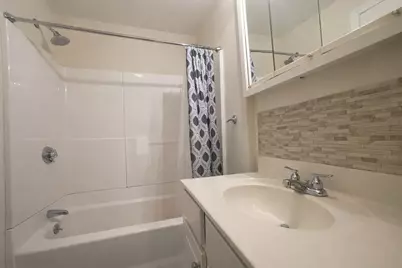 1056 Cambridge St #3R, Cambridge, MA 02141 - Photo 6