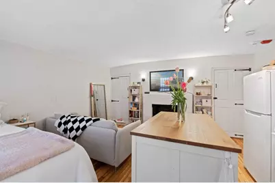 36 Joy Street #F2, Boston, MA 02114 - Photo 8