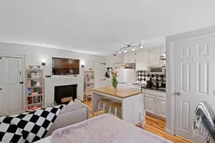 36 Joy St, Boston, MA 02114 - Photo 6