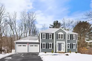 4 Spindle Tree Ln, Amesbury, MA 01913 - Photo 2