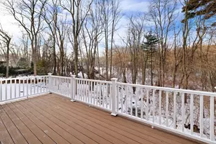 4 Spindle Tree Ln, Amesbury, MA 01913 - Photo 32