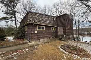 133 Lakeshore Dr, Blackstone, MA 01504 - Photo 4