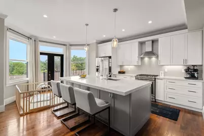 324 Tappan #2, Brookline, MA 02445 - Photo 2