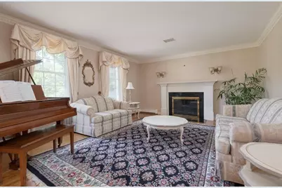 4 Elliston, Weston, MA 02493 - Photo 4