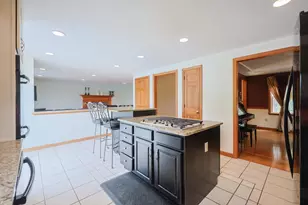 110 Cobblestone Ln, Bridgewater, MA 02324 - Photo 12