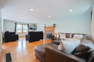 110 Cobblestone Ln, Bridgewater, MA 02324 - Photo 18