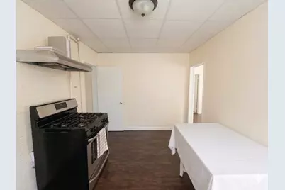 58 Medford St #2, Somerville, MA 02143 - Photo 2