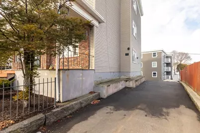 185 Lewis St #4, Lynn, MA 01902 - Photo 20