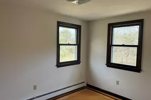 94 Monroe St, Douglas, MA 01516 - Photo 10