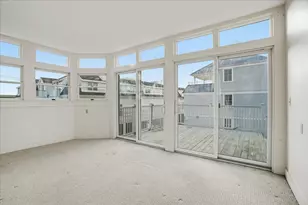 5 Lee's Wharf, Newport, RI 02840 - Photo 10