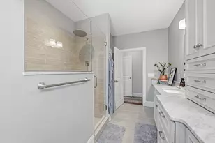 187 Rhode Island Rd, Lakeville, MA 02347 - Photo 26