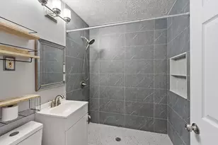 19 Isabella St, Worcester, MA 01603 - Photo 10