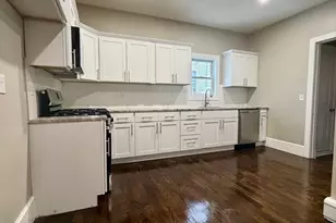 4 Arch St, New Bedford, MA 02740 - Photo 14