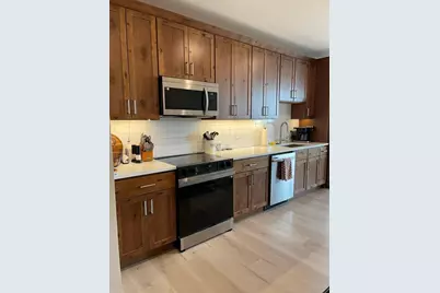 400 W Broadway #405, Boston, MA 02127 - Photo 2