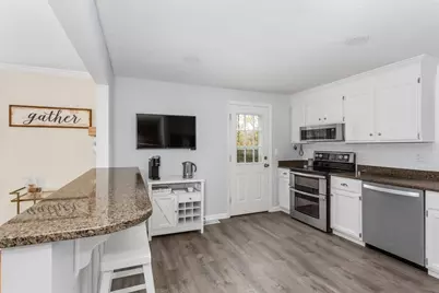 7 Glenwood Road, Franklin, MA 02038 - Photo 2