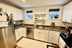 14 Edgerly Pl, Boston, MA 02116 - Photo 2