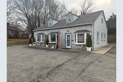 23 Sandwich St, Plymouth, MA 02360 - Photo 2