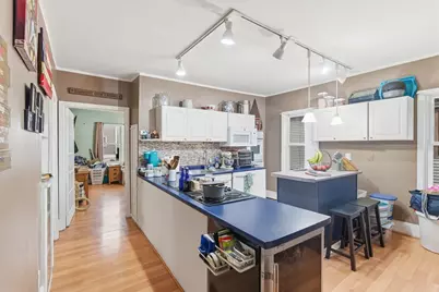 21 Salisbury St, New Bedford, MA 02744 - Photo 4