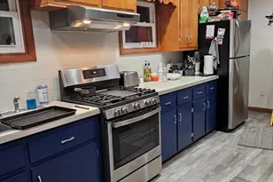 76 Church St, Fall River, MA 02724 - Photo 6