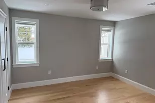 33 Hovey St, Watertown, MA 02472 - Photo 12