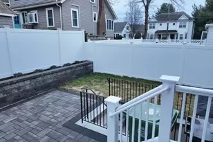 33 Hovey St, Watertown, MA 02472 - Photo 24