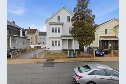 405 Warren St, Fall River, MA 02721 - Photo 2