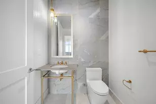 240 Devonshire St, Boston, MA 02110 - Photo 8