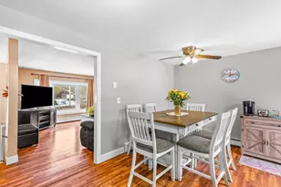 26 Barrows Ct, Norton, MA 02766 - Photo 8