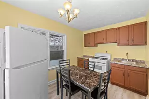 20 Temple St, Fitchburg, MA 01420 - Photo 2