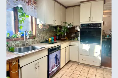 7 Ballydrain Rd, Framingham, MA 01701 - Photo 10